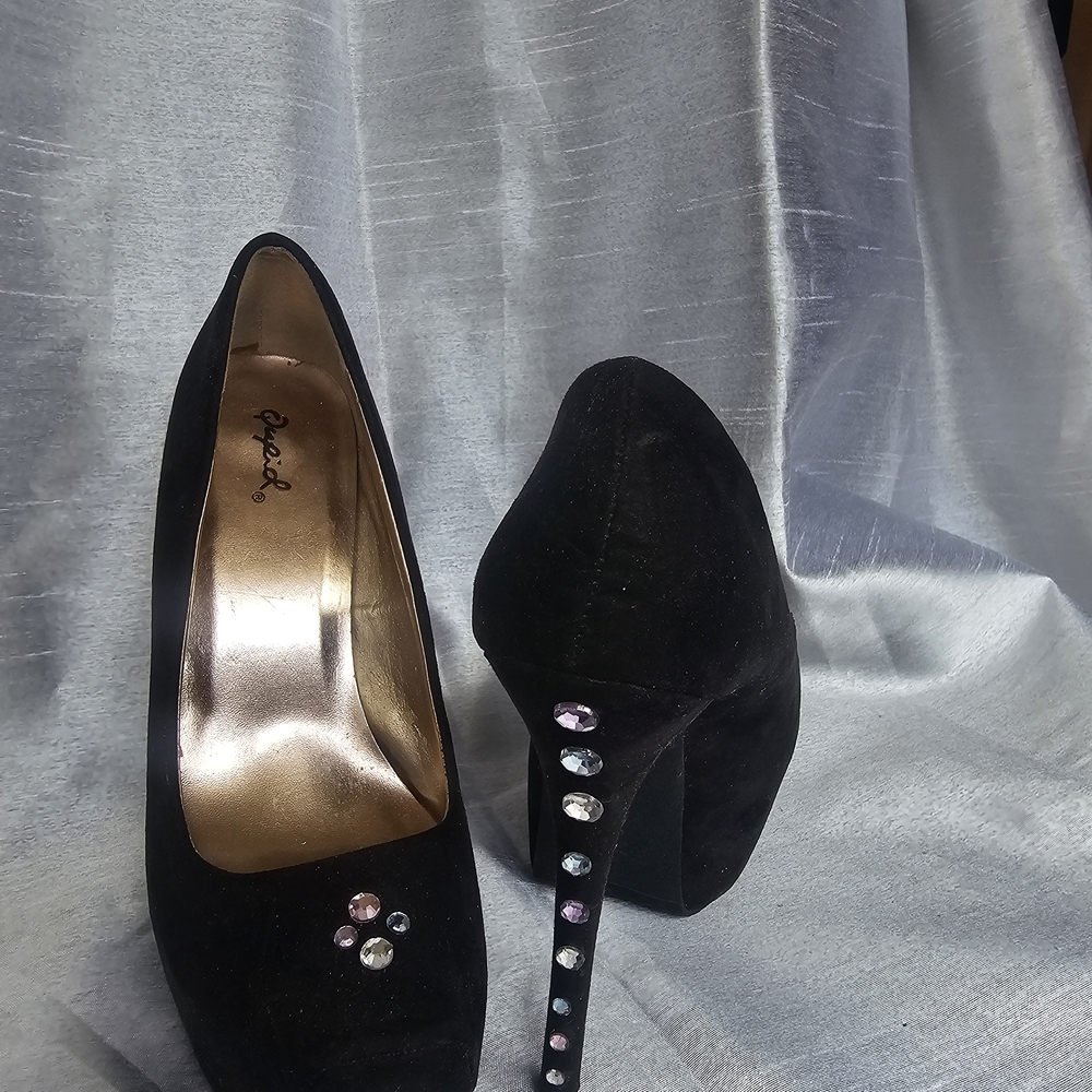 Elegant Black Platform Heels with Crystal Accents